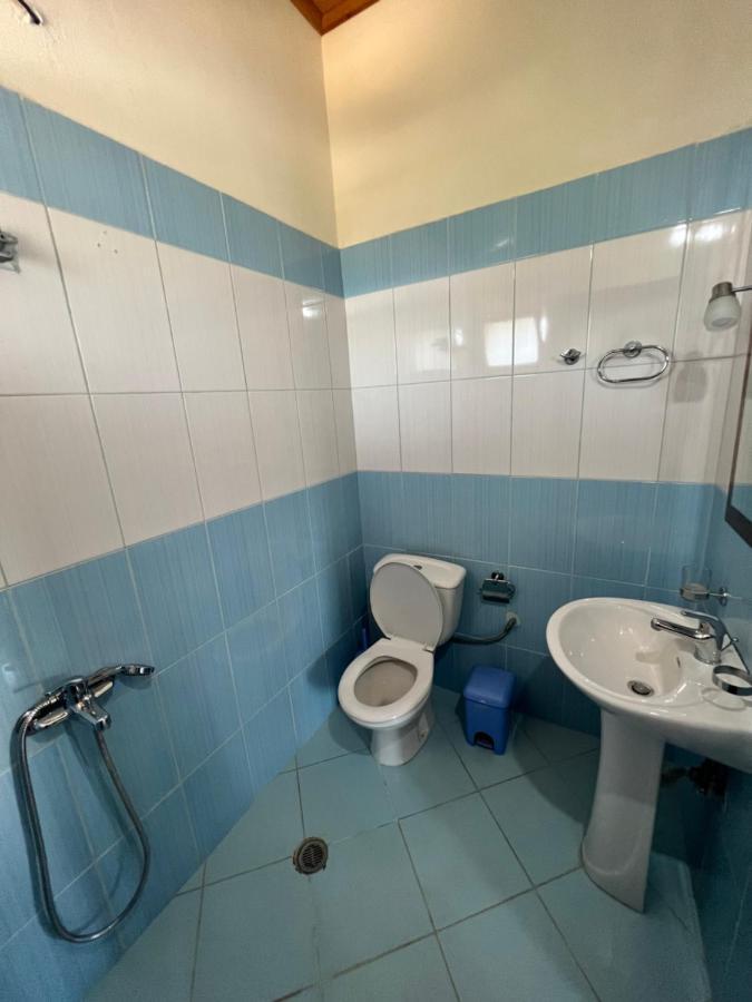 Hotel Moscopole Ксамил Екстериор снимка